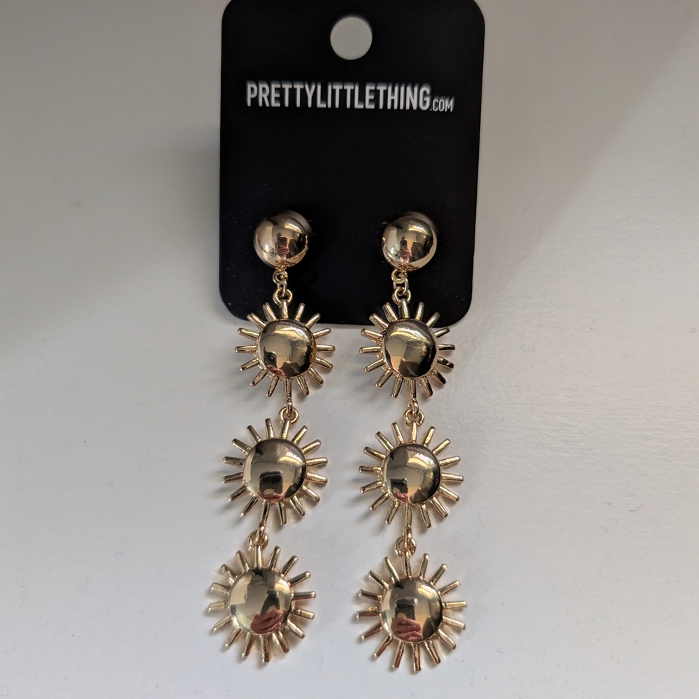 PrettyLittleThing Radiant Gold Drop Earrings